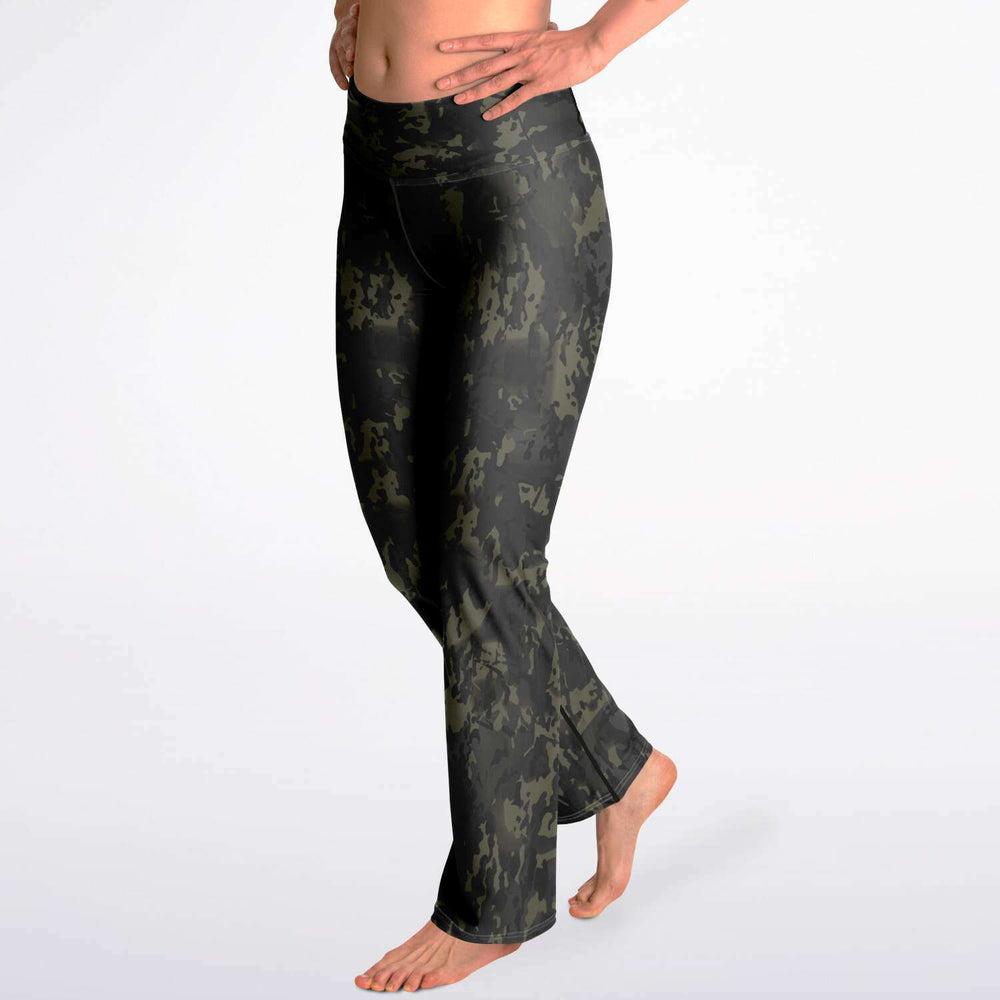 Equippage Black MultiCam Flare Leggings - AOP