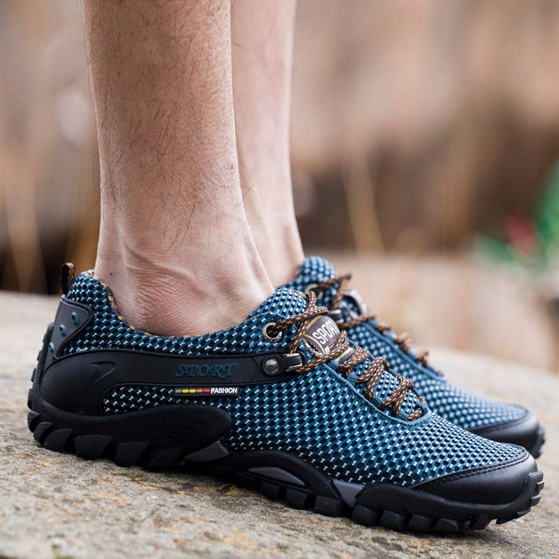 New Wear-Resistant Hiking Shoes