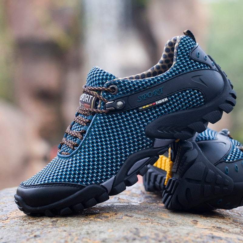 New Wear-Resistant Hiking Shoes