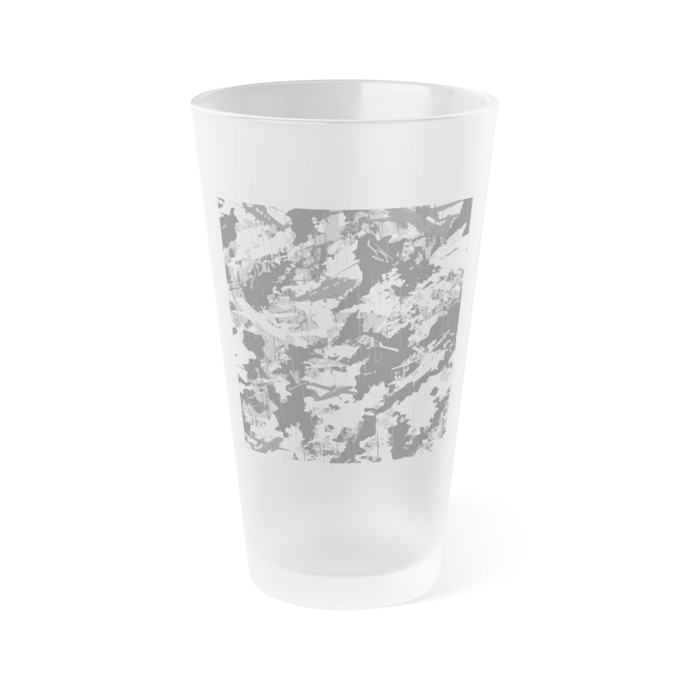 Frosted 16oz Pint Glass – Camo Pattern Beer & Cocktail Cup - Equippage.com