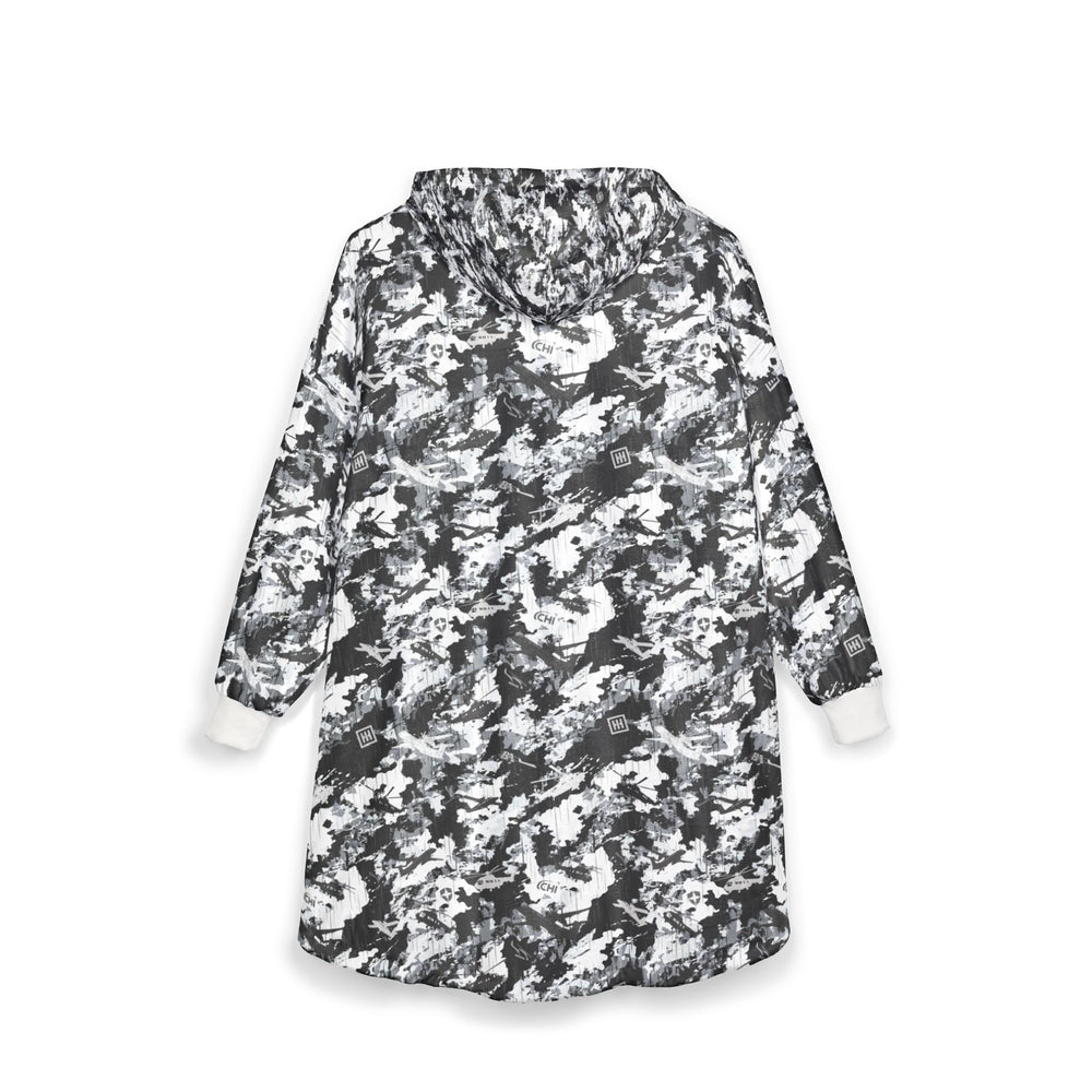 Hooded Blanket - Camo Plush Wearable Blanket - Equippage.com
